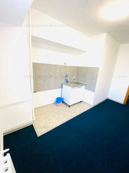 Unirii, Nerva Traian, Piata Alba Iulia