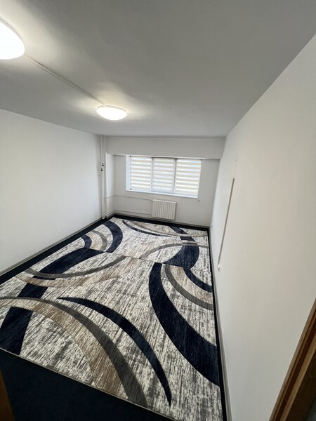 Unirii, Nerva Traian, Piata Alba Iulia